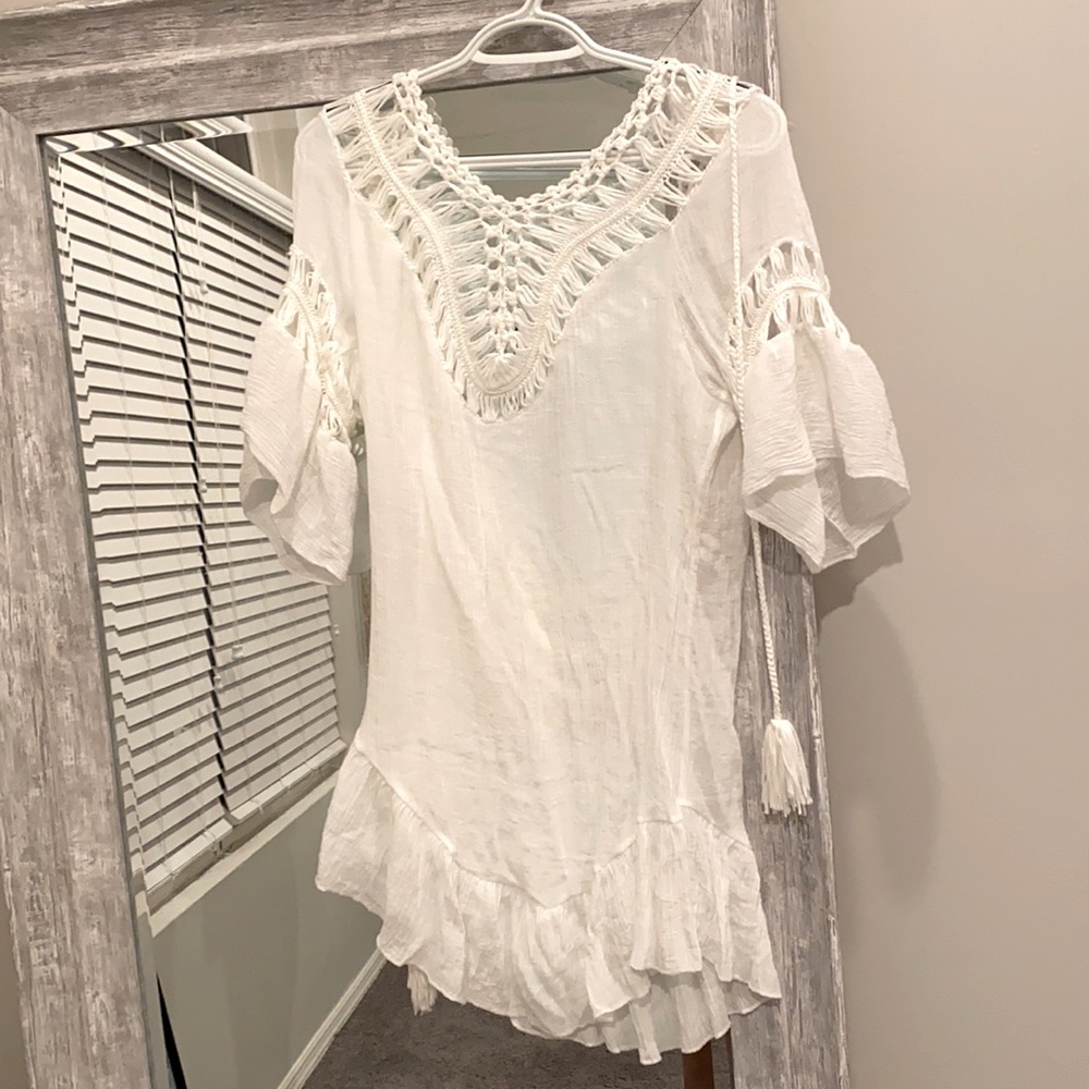 White beach cover up